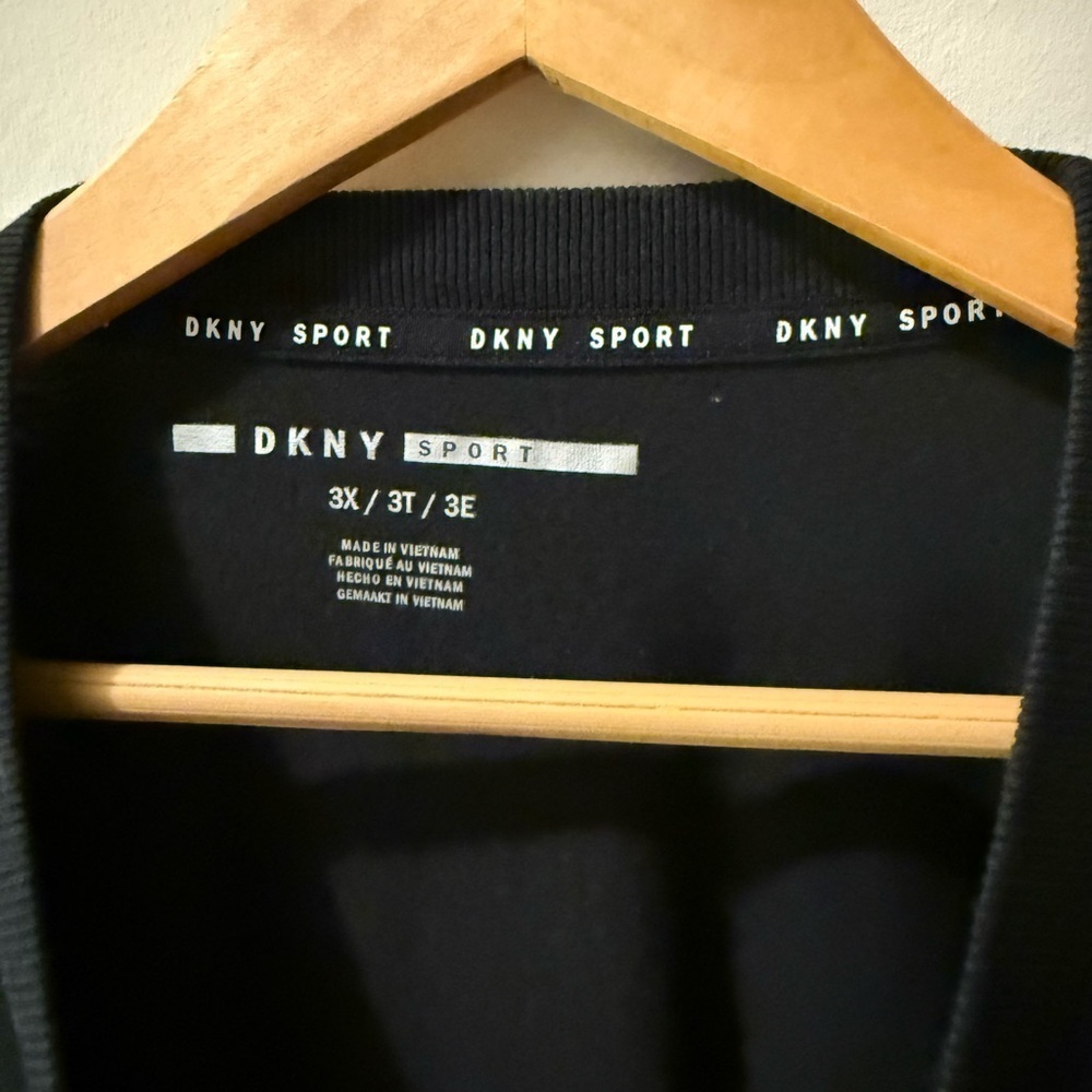 DKNY Sport Donna Karan New York Shirt - Picture 7 of 7